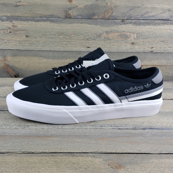 adidas Originals Delpala Casual/Skate Sneakers - Picture 3 of 8
